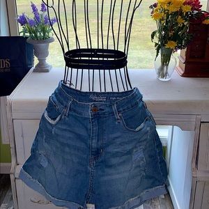 •Denim Shorts•